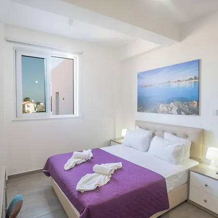Prpo490a, Stunning 5bdr With Pool, Close To The
