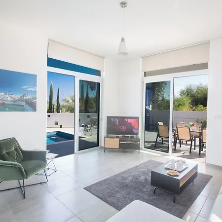 מלון Prpo490a, Stunning 5bdr With Pool, Close To The 3*
