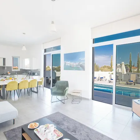 Prpo490a, Stunning 5bdr With Pool, Close To The 3*