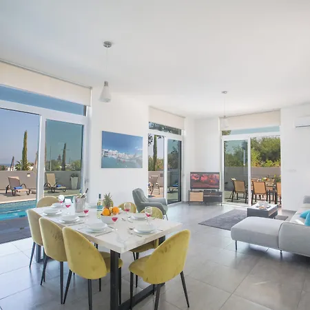 Prpo490a, Stunning 5bdr With Pool, Close To The מלון 3*